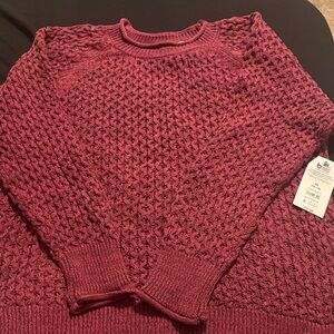 Time and Tru Maroon Textured Sweater